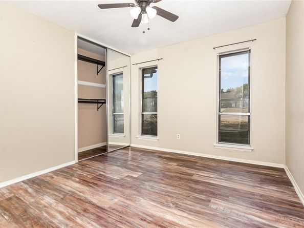 2304  Greenwood Circle , Carrollton Texas 75006