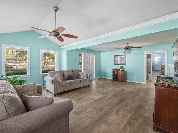 633  Haverhill Lane , Dallas Texas 75217