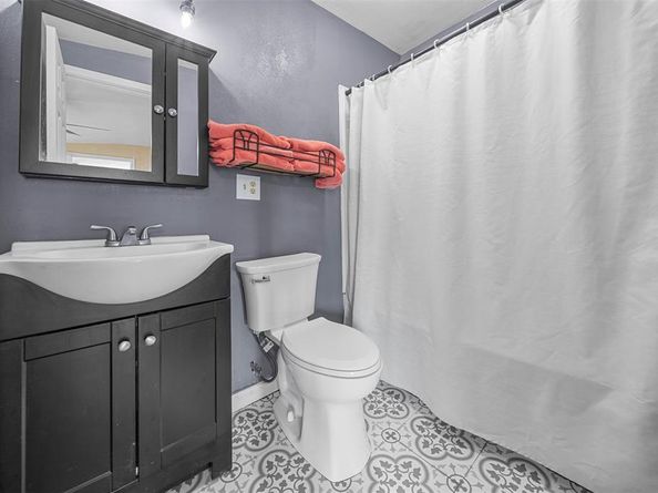 633  Haverhill Lane , Dallas Texas 75217