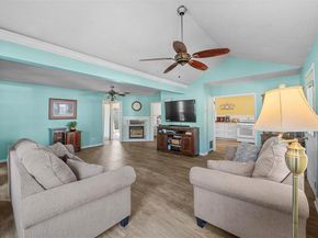 633  Haverhill Lane , Dallas Texas 75217