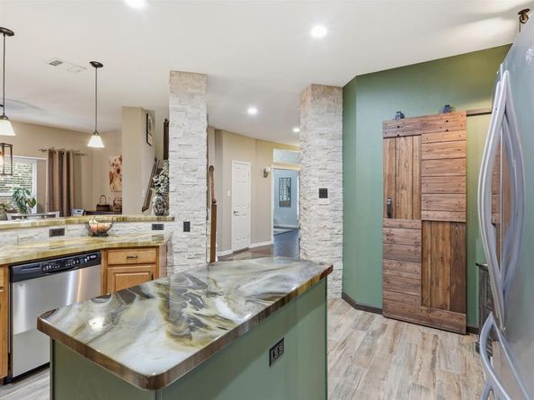 9900  Tanglebrush Drive , McKinney Texas 75072