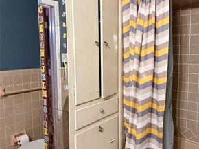 1909  Robin Lane , Garland Texas 75042