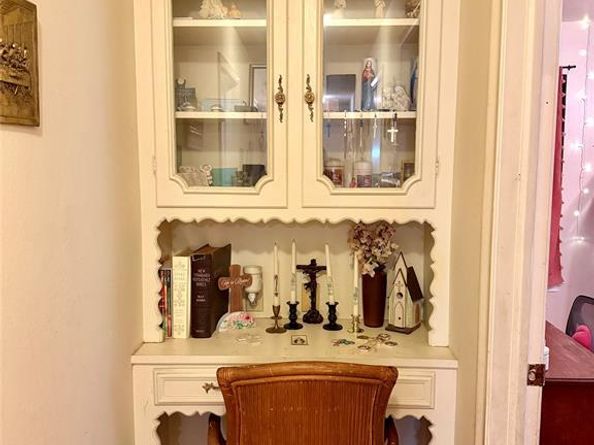 1909  Robin Lane , Garland Texas 75042