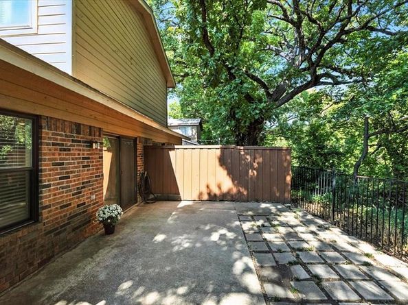 5642  Cedar Creek Drive , Benbrook Texas 76109