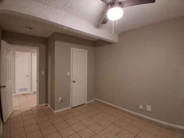 818  Emberwood Drive , Dallas Texas 75332