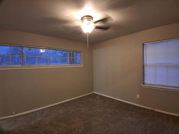 818  Emberwood Drive , Dallas Texas 75332