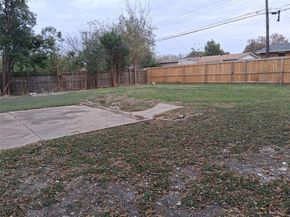 818  Emberwood Drive , Dallas Texas 75332