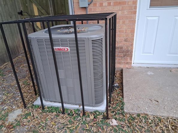 818  Emberwood Drive , Dallas Texas 75332