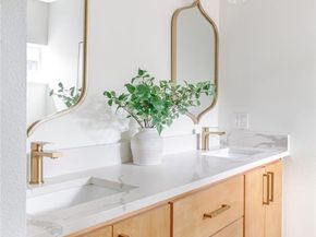 3611  Marsh Lane Place , Dallas Texas 75220