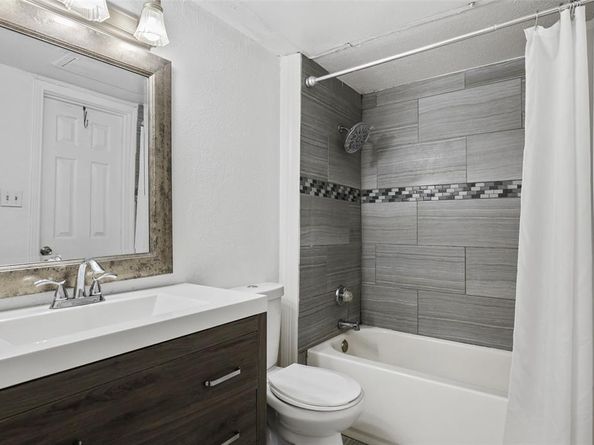 2312  Balsam Drive  A105, Arlington Texas 76006