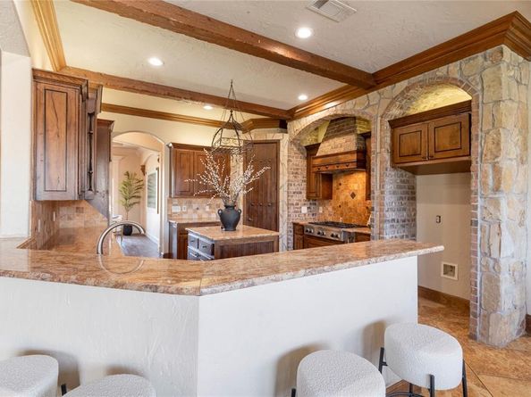 12040  Erin Lane , Fort Worth Texas 76179