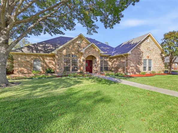 3924  Snow Creek Drive , Fort Worth Texas 76008