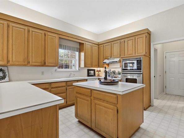 3924  Snow Creek Drive , Fort Worth Texas 76008