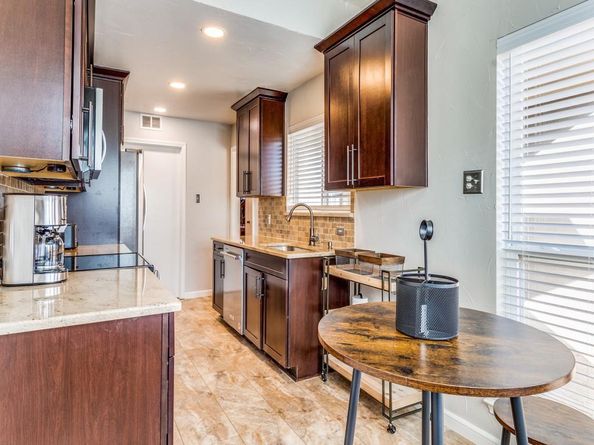 531  Josephine Street , Dallas Texas 75246