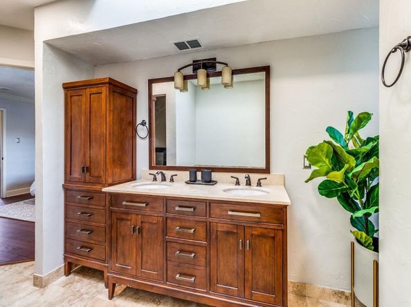 531  Josephine Street , Dallas Texas 75246