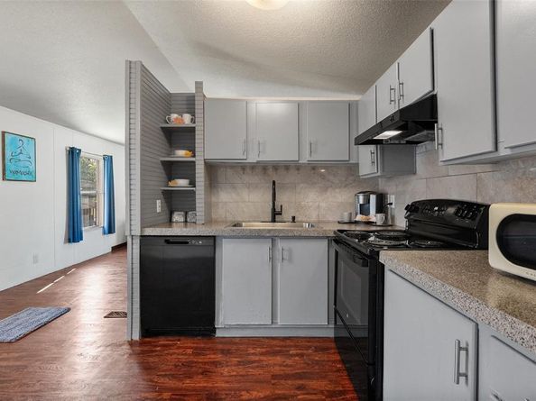 803  Evening Drive , Arlington Texas 76001