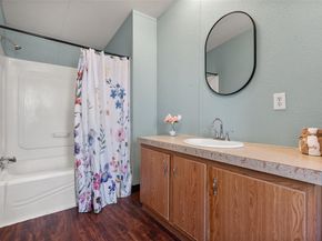 803  Evening Drive , Arlington Texas 76001