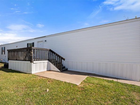 803  Evening Drive , Arlington Texas 76001