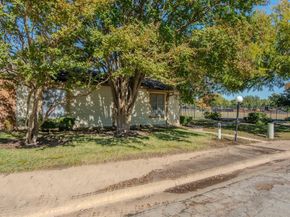 13769  Brookgreen Circle , Dallas Texas 75240