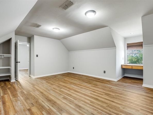 20240  Willow Glade Circle , Pilot Point Texas 76258