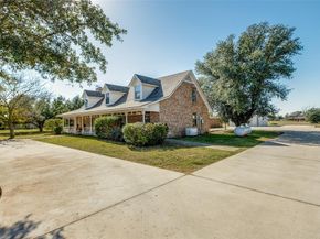 20240  Willow Glade Circle , Pilot Point Texas 76258
