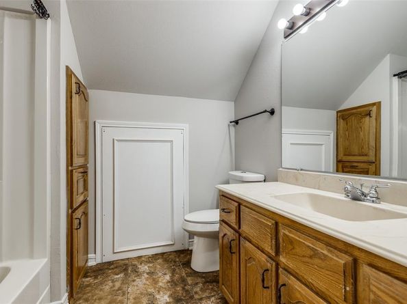 20240  Willow Glade Circle , Pilot Point Texas 76258