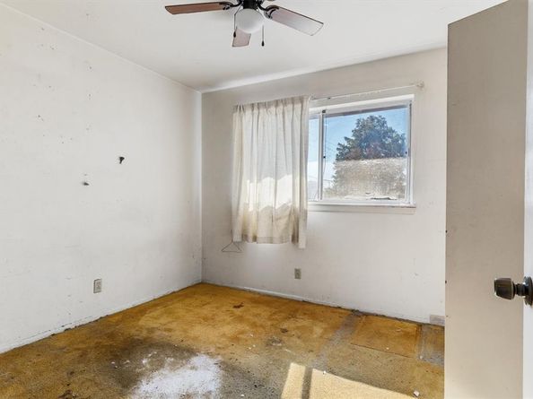 2588  Wood Valley Drive , Dallas Texas 75211