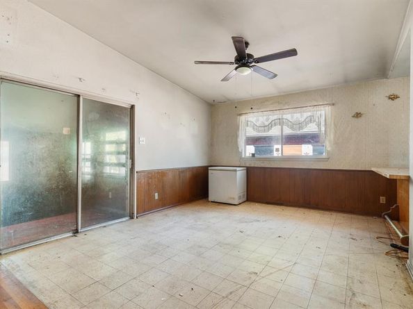 2588  Wood Valley Drive , Dallas Texas 75211