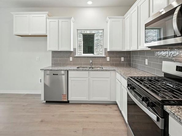 3541  Ample Vista Road , Aubrey Texas 76227