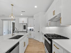 2006  Oak Garden Court , Dallas Texas 75232