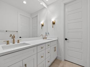 2006  Oak Garden Court , Dallas Texas 75232