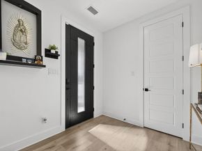 2006  Oak Garden Court , Dallas Texas 75232