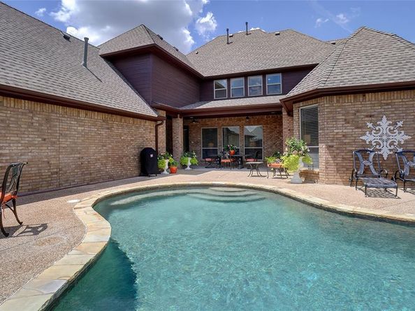 9100  Belshire Drive , North Richland Hills Texas 76182