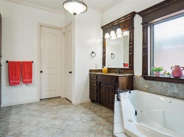 9100  Belshire Drive , North Richland Hills Texas 76182