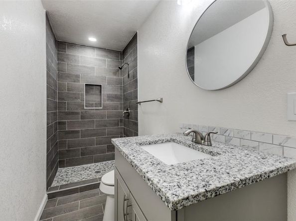 2908  Scottsbluff Drive , Dallas Texas 75228