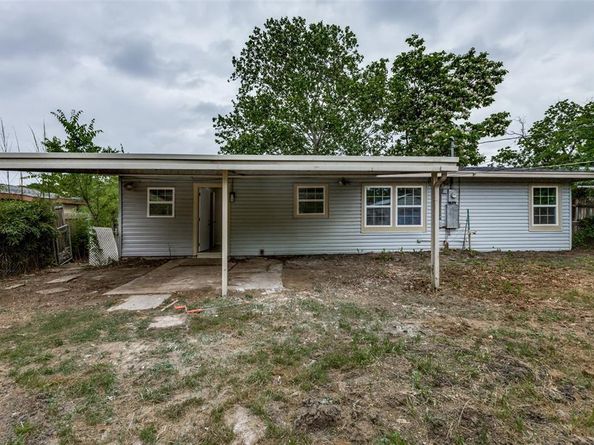 2908  Scottsbluff Drive , Dallas Texas 75228