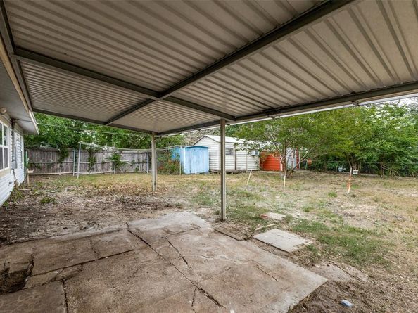 2908  Scottsbluff Drive , Dallas Texas 75228