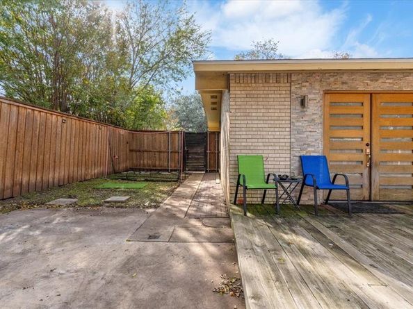 1113  Edwards Court S, Irving Texas 75062