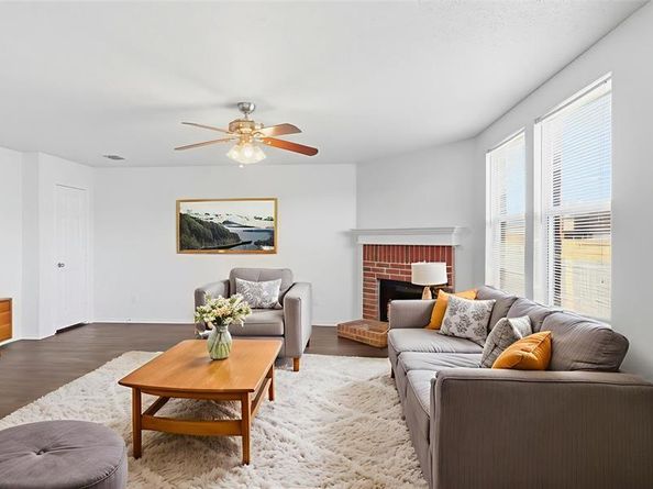 3124  Prairie Aster  , Lancaster Texas 75134