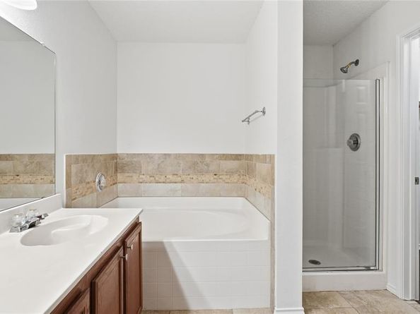 3124  Prairie Aster  , Lancaster Texas 75134