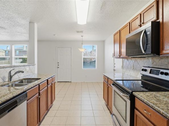 3124  Prairie Aster  , Lancaster Texas 75134