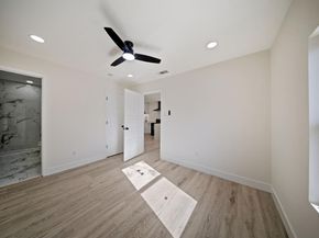 1817  Newton Street , Arlington Texas 76010