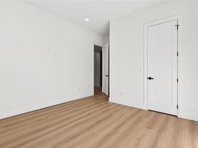 1843  Dennison Street , Dallas Texas 75212