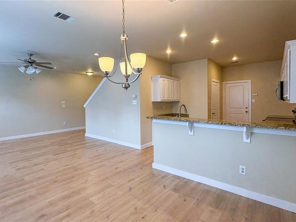 9922  Ironhorse Drive , Dallas Texas 75227