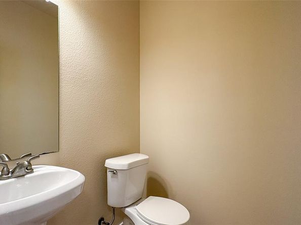 9922  Ironhorse Drive , Dallas Texas 75227