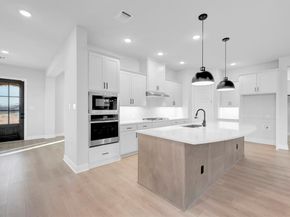 2085  Pine Grove Lane , Arlington Texas 76005