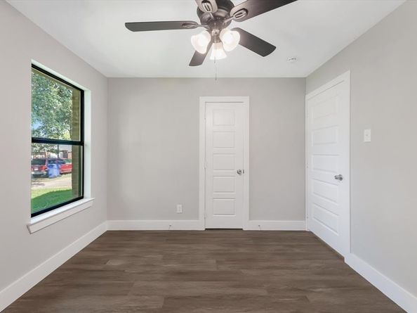 4918  Stagecoach Lane , Garland Texas 75043