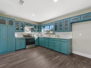 4918  Stagecoach Lane , Garland Texas 75043