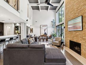 2934  Maple Springs Boulevard , Dallas Texas 75235