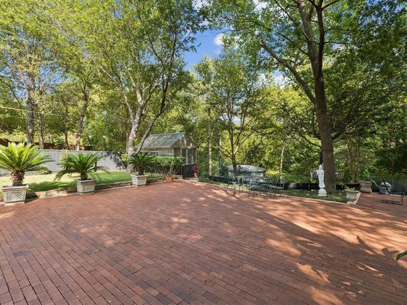 2934  Maple Springs Boulevard , Dallas Texas 75235